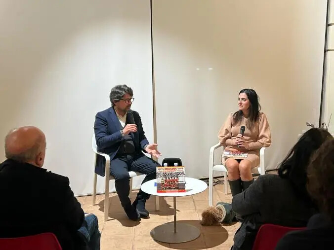 images Al Marca di Catanzaro si è conclusa "Libri e Bollicine" con "Le ragazze giallorosse" e il ricordo di Pierluigi Sangiuliano