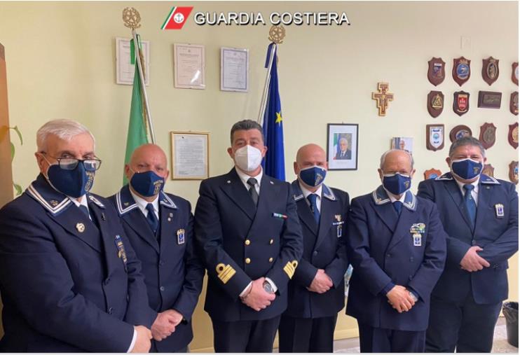 images L’Associazione nazionale marinai in visita alla Capitaneria di porto di Corigliano Calabro 