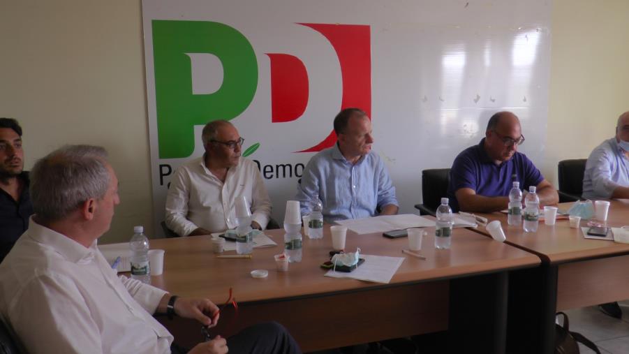 Incontro fra Pd e sindacati: "Giunto il tempo di una svolta con scelte chiare e mirate" (VIDEO) images Incontro fra Pd e sindacati: "Giunto il tempo di una svolta con scelte chiare e mirate" (VIDEO)