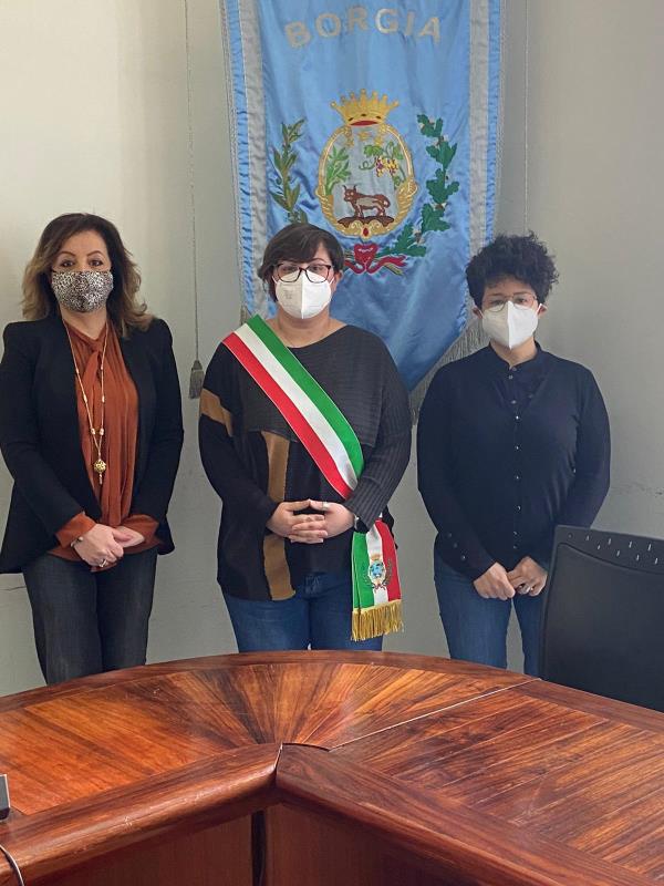 Recovery Fund. Anche il Comune di Borgia protesta sulla ripartizione del 40% images Recovery Fund. Anche il Comune di Borgia protesta sulla ripartizione del 40%