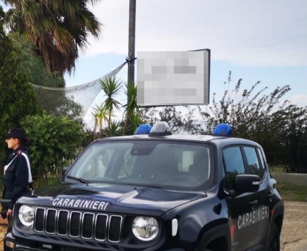 images Segrega per più di 30 anni figlia e nipote con magia nera e riti satanici: arrestato un 75enne ad Isola Capo Rizzuto