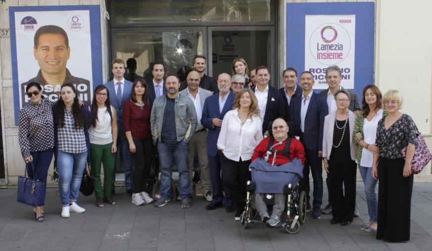 images Blitz nei negozi cinesi: oltre 20 mila euro di multa e una denuncia a Serra San Bruno.