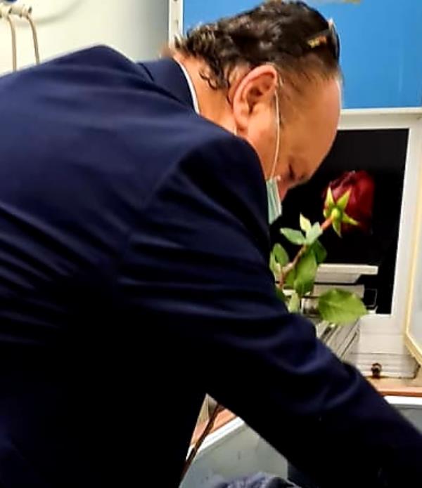 Fratelli del Vibonese uccisi in Sardegna. L'avv. Piscitelli: "Nei feretri in partenza per la Calabria una rosa rossa e un rosario d'argento" images Fratelli del Vibonese uccisi in Sardegna. L'avv. Piscitelli: "Nei feretri in partenza per la Calabria una rosa rossa e un rosario d'argento"