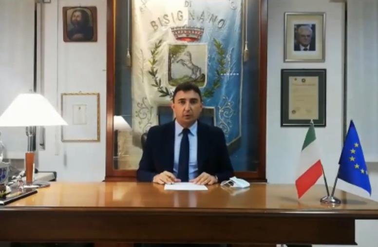 images Si dimette il sindaco di Bisignano: alla base della decisione, la spaccatura nella maggioranza e lo spettro del dissesto