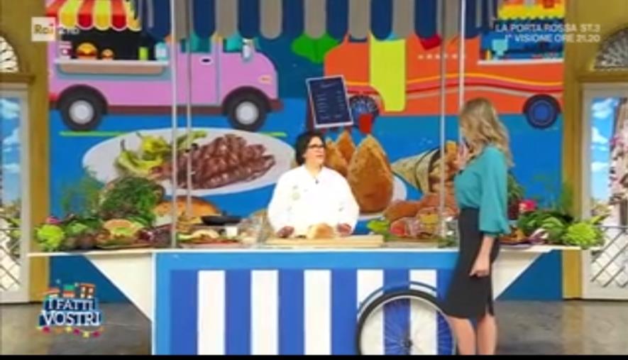 Street food, la ricetta delle vrasciole calabresi a "I Fatti Vostri" su Rai Due images Street food, la ricetta delle vrasciole calabresi a "I Fatti Vostri" su Rai Due