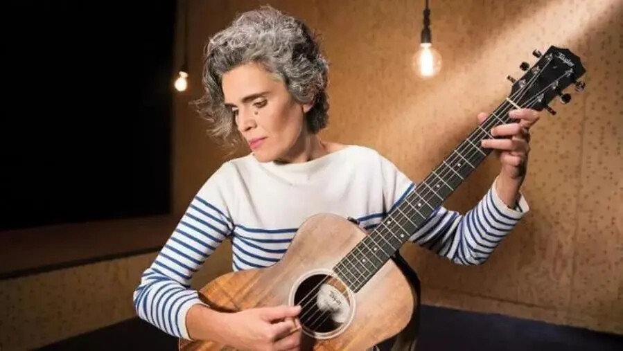 images Catanzaro, il fado esistenziale di Lula Pena stasera alla chiesa del Carmine