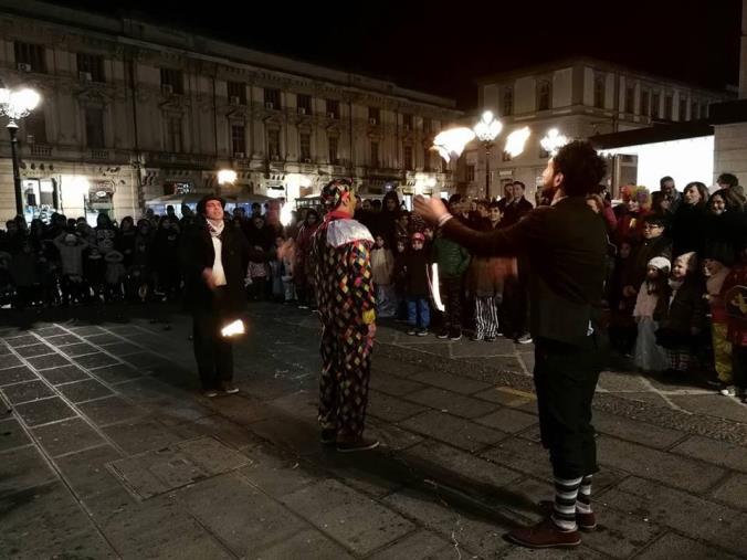 images A Lamezia Mammut Teatro porta “Magie di Natale” per le strade della città