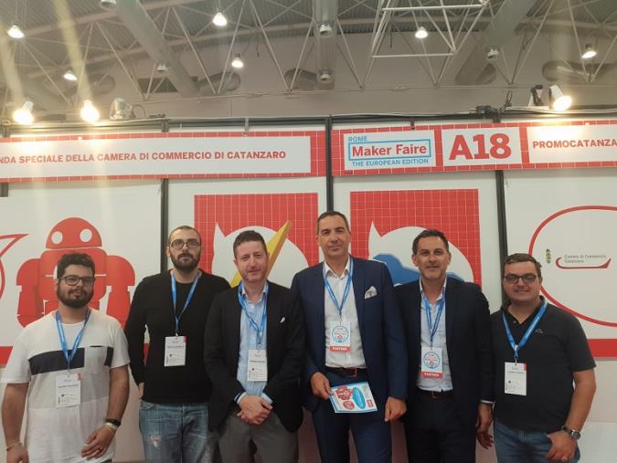 images Al via la protesta dei lavoratori Az Spa. Mezzi fermi al centro direzionale di Caraffa