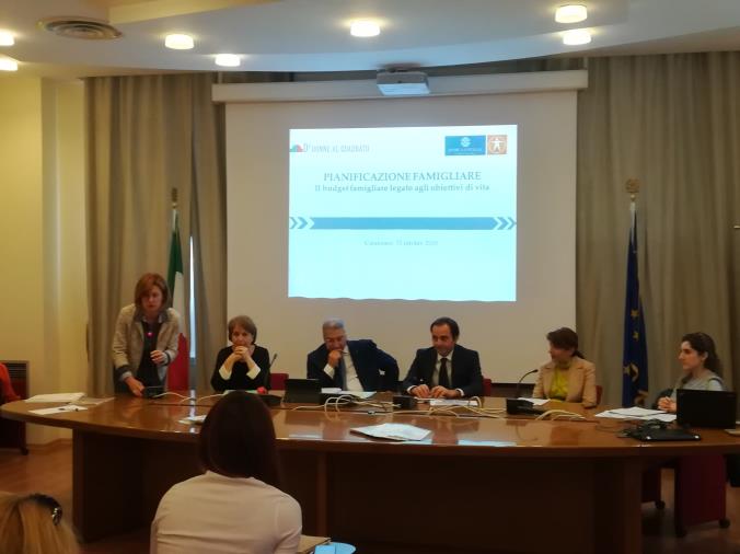 images In Sicilia scatta il sequestro ai siti truffa: vittime anche alcuni calabresi