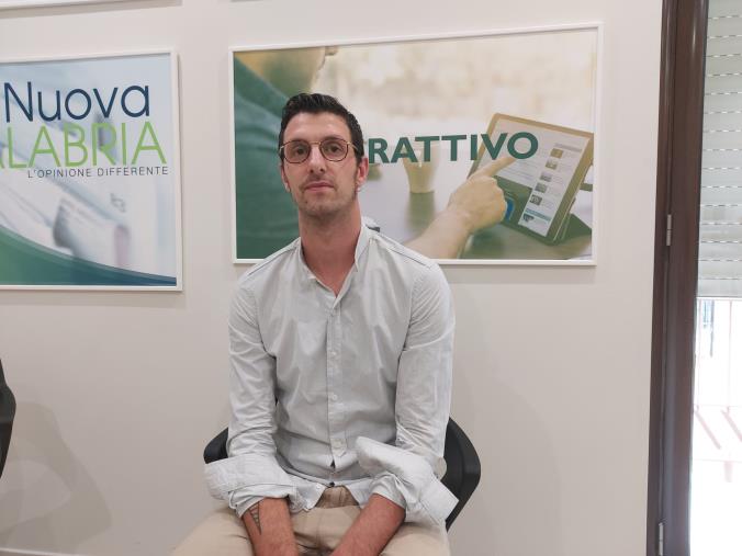 Mario Costantino Triolo, lo stilista di Catanzaro che veste le donne dello star system (VIDEO) images Mario Costantino Triolo, lo stilista di Catanzaro che veste le donne dello star system (VIDEO)