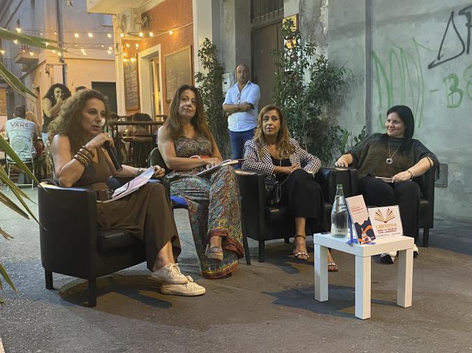 “Donne custodi, donne combattenti”: presentato a Soverato il libro del magistrato Marisa Manzini
images “Donne custodi, donne combattenti”: presentato a Soverato il libro del magistrato Marisa Manzini