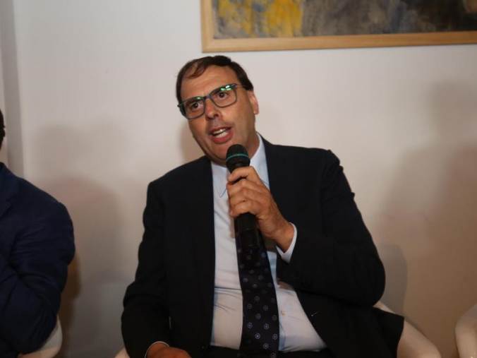 Regionali. Da Oliverio alla Santelli. Mauro D'Acri: "Ho il dovere di proseguire il lavoro svolto finora" images Regionali. Da Oliverio alla Santelli. Mauro D'Acri: "Ho il dovere di proseguire il lavoro svolto finora"