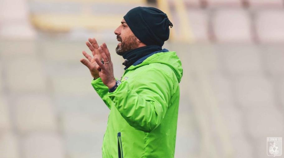 images Us Catanzaro 1929, mister Calabro alla vigilia del match di Castellammare: "Ho trovato un ambiente sereno e concentrato" 