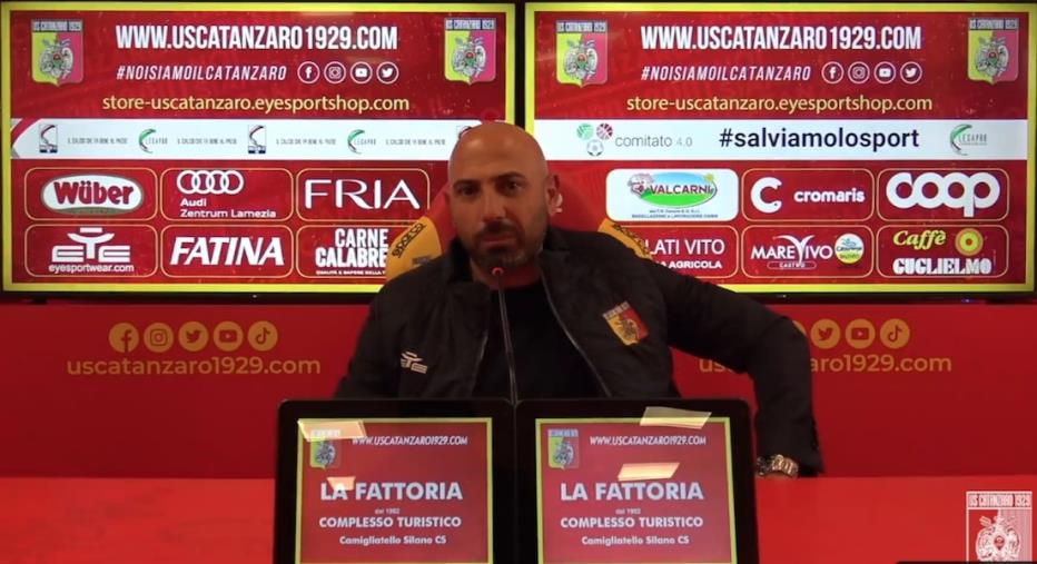 images Us Catanzaro 1929, mister Calabro a fine gara: "Solo con una prestazione del genere potevamo battere la Ternana"