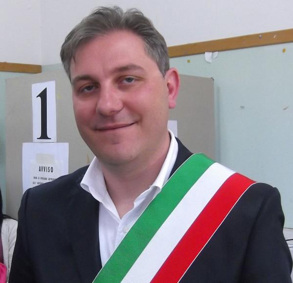 Regionali. Il sindaco di Morano Calabro aderisce a 'Cambiamo' images Regionali. Il sindaco di Morano Calabro aderisce a 'Cambiamo'