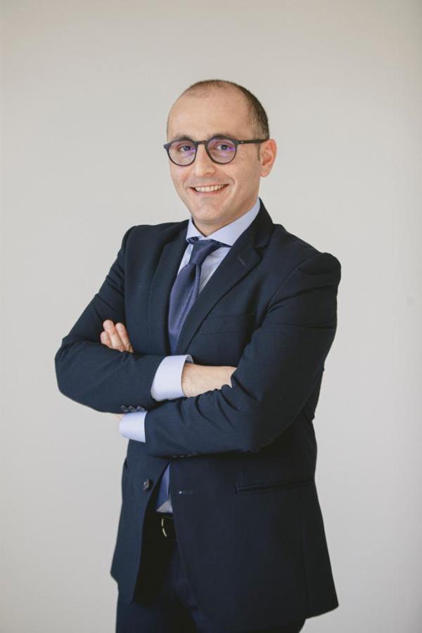 images Addio al padre di Antonio De Caprio: il cordoglio della Giunta regionale 