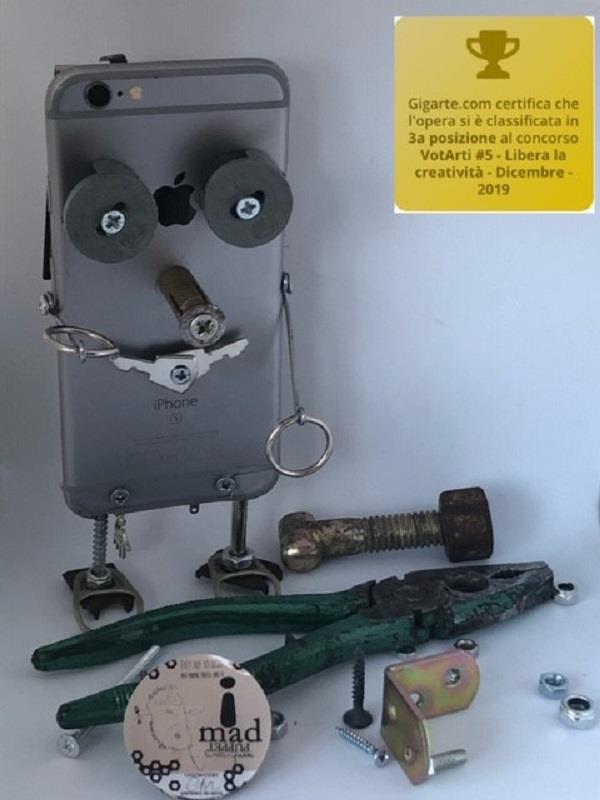 images L'artista pentonese Giampiero De Santis si aggiudica il terzo posto al contest on line di Viareggio 