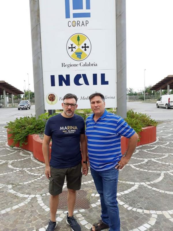 images Finalmente sarà fatta "luce" su Contrada Rotoli, a Lamezia Terme. Branca e Curcio (Associazione Capizzaglie) soddisfatti