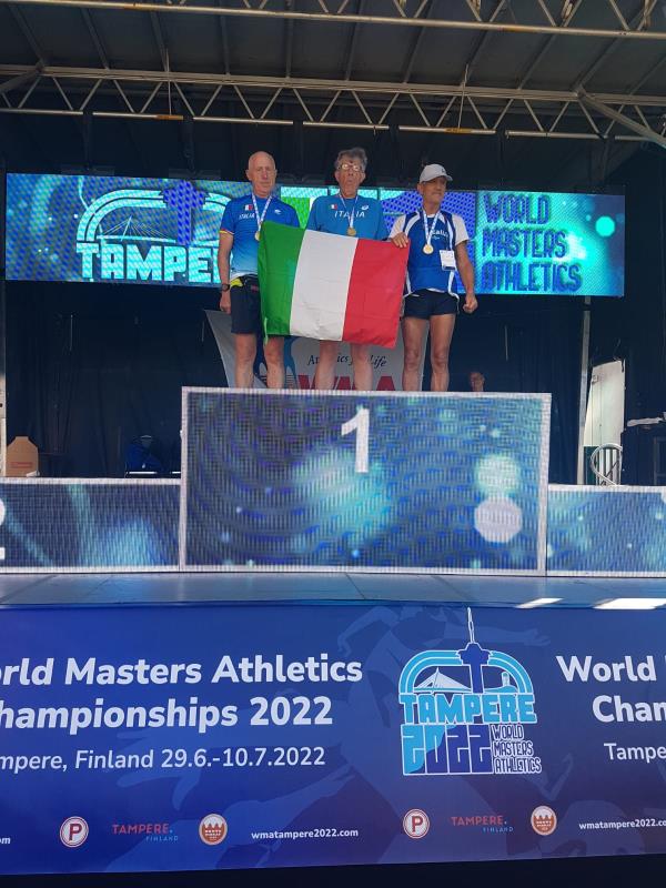 images Atletica, il catanzarese Edoardo Alfieri ancora sul gradino più alto del podio ai mondiali di Tampere