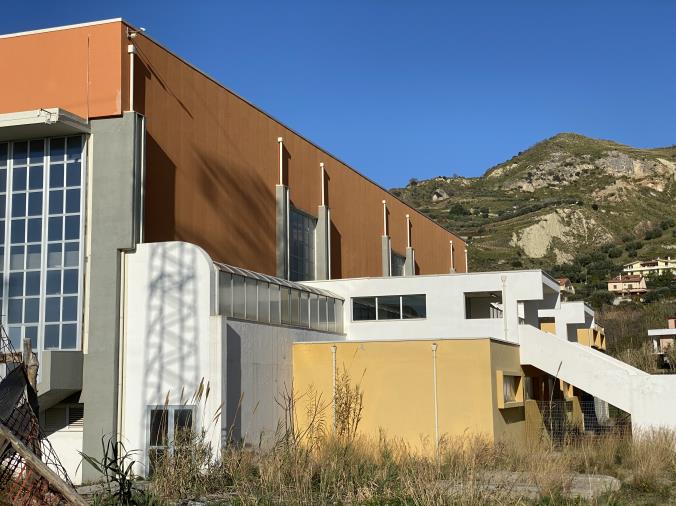 images Amantea. Le Associazioni sportive: "Palazzetto ancora non utilizzato: adibiamolo a Centro vaccinazioni" 