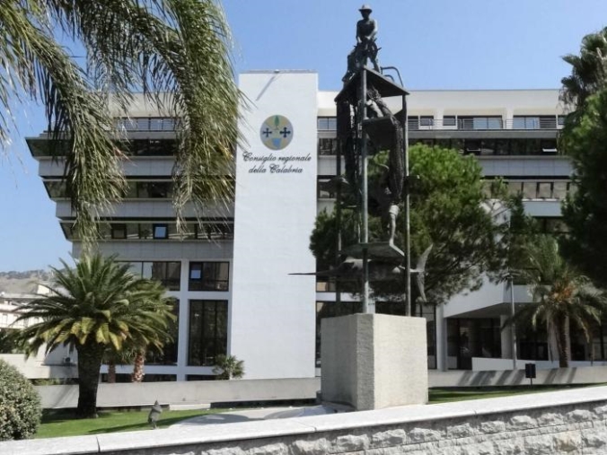 images Consiglio regionale, le “problematiche della Strada Statale 106 Jonica” arrivano in aula lunedì