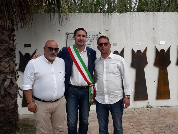 Platania, taglio di piante in un bosco privato, denunciata ditta boschiva e il conduttore del terreno e sequestrata un’area images Platania, taglio di piante in un bosco privato, denunciata ditta boschiva e il conduttore del terreno e sequestrata un’area