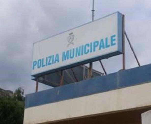 Cassano allo Ionio. Scoperta e sequestrata una discarica abusiva images Cassano allo Ionio. Scoperta e sequestrata una discarica abusiva