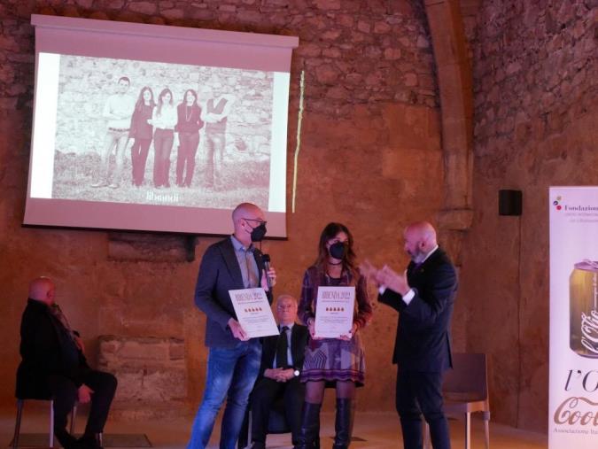 images E' calabrese il miglior olio biologico d'Italia: la Guida Oli 2022 del Gambero Rosso premia il Monocultivar di Tenute Librandi 