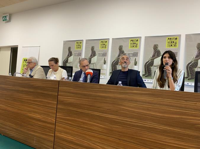 Presentata la Primavera dei Teatri: al via il 27 settembre, a Catanzaro, con un prologo di tre giornate dedicato alla danza
images Presentata la Primavera dei Teatri: al via il 27 settembre, a Catanzaro, con un prologo di tre giornate dedicato alla danza