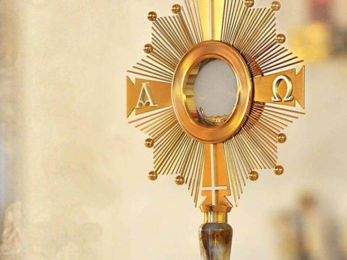 images Catanzaro, giovedì processione Corpus Domini: l'ordinanza del Comune per regolare il traffico nel centro storico