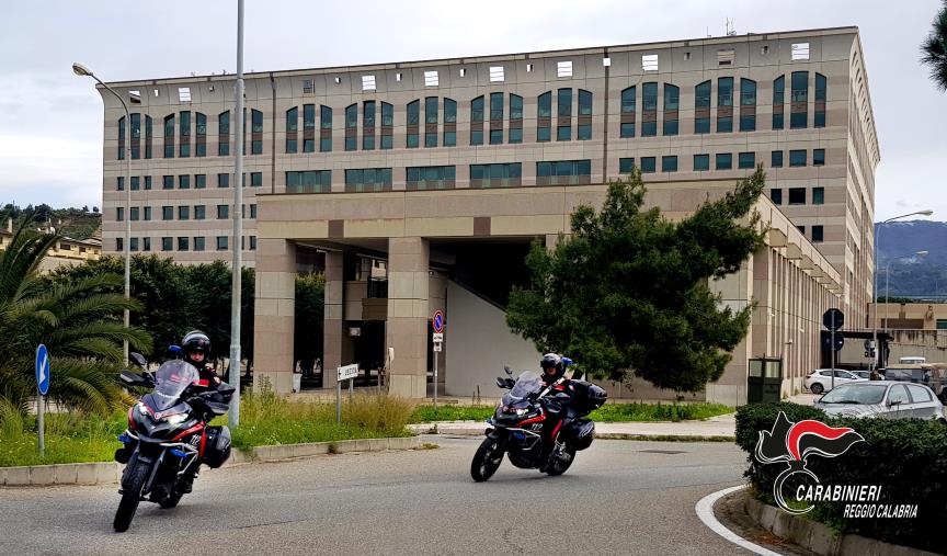images Reggio Calabria, tenta il furto di un’autovettura: arrestato un giovane di Arghillà