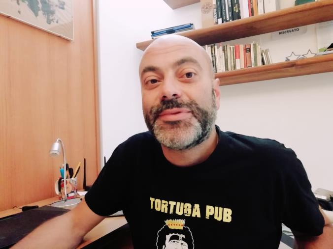 La provocazione di Mai dire Cerenzia: "Via Grassadonia e gli ultras a Palazzo De Nobili" images La provocazione di Mai dire Cerenzia: "Via Grassadonia e gli ultras a Palazzo De Nobili"