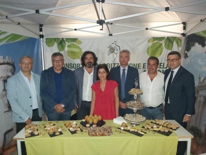 images Inaugurata a Chiaravalle la nuova sede dell’Istituto Agrario: presente anche uno stand della nocciola bio