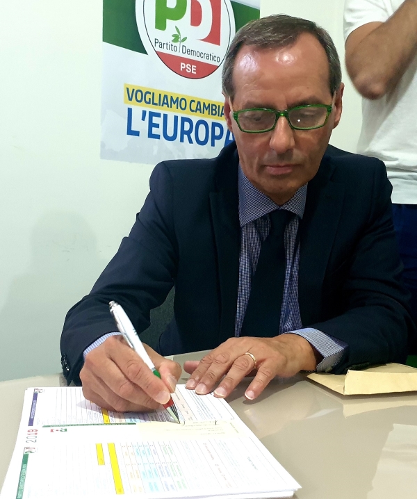 images Al Circolo Placanica il Regionalismo differenziato
tra politica e informazione