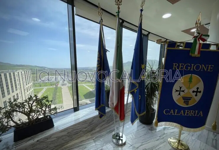 Piani spiagge, la Regione dispone interventi di supporto ai Comuni per la gestione del demanio
images Piani spiagge, la Regione dispone interventi di supporto ai Comuni per la gestione del demanio