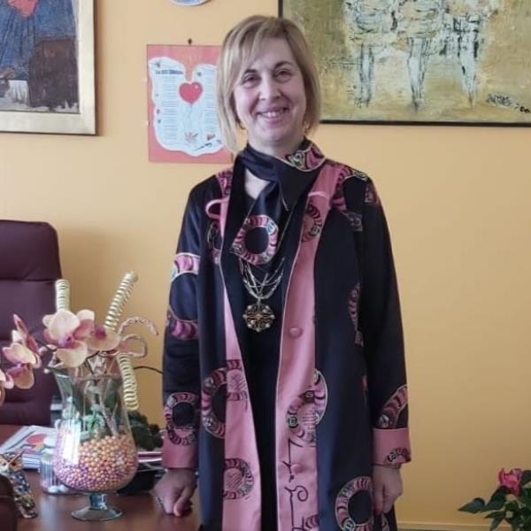 Scuola a settembre/Il dibattito. La dirigente scolastica di Cosenza, Paradiso: "Ripresa difficile… ma necessaria!" images Scuola a settembre/Il dibattito. La dirigente scolastica di Cosenza, Paradiso: "Ripresa difficile… ma necessaria!"