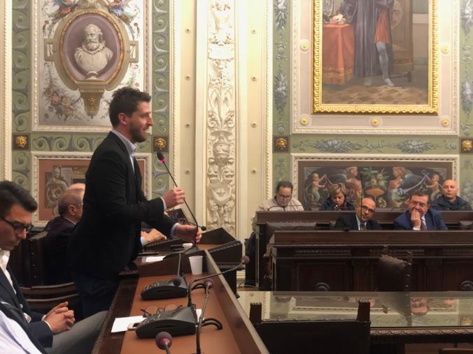 images Sotto i raggi di "Scenari di luna" a Figline Vegliaturo parte il I festival delle arti