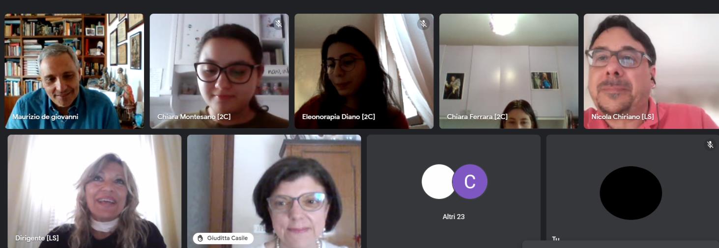 Se la matematica è sentimento: oggi per Gutenberg XIX l'incontro con Maurizio de Giovanni e "L'equazione del cuore" images Se la matematica è sentimento: oggi per Gutenberg XIX l'incontro con Maurizio de Giovanni e "L'equazione del cuore"