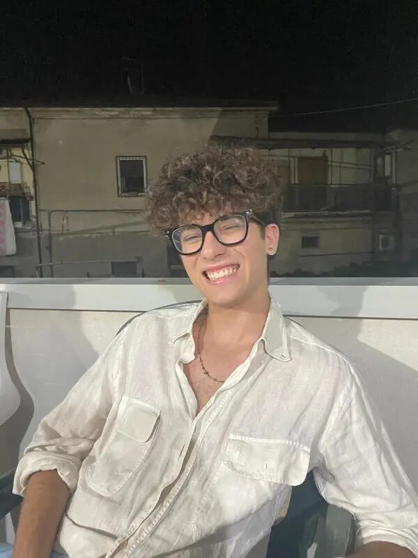 images Musica, esce il 30 giugno in tutti i digital "Baby" il nuovo singolo del cosentino SMadri