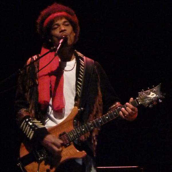 Armonie d'arte festival. Stanley Jordan, Pietrodarchi Ensemble e Vinicio Capossela inaugurano la XXI edizione images Armonie d'arte festival. Stanley Jordan, Pietrodarchi Ensemble e Vinicio Capossela inaugurano la XXI edizione