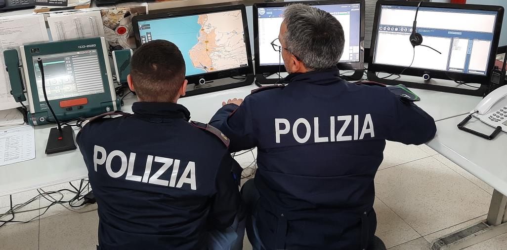 images Botte alla moglie incinta davanti ai figli minori, arrestato un 41enne reggino  