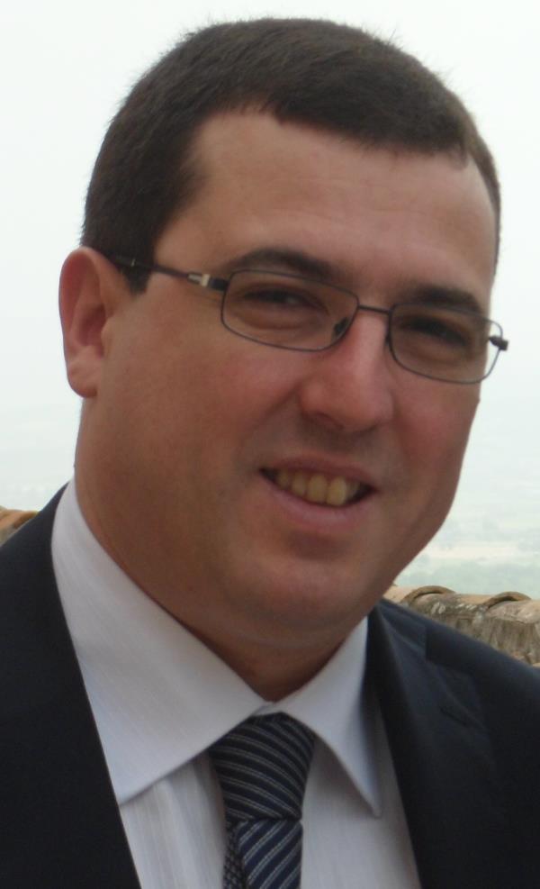 "ai-Guard”, l'allarme anti covid. Intervista all'ing. di Catanzaro, Iiritano: "Grande opportunità per la sicurezza"
images "ai-Guard”, l'allarme anti covid. Intervista all'ing. di Catanzaro, Iiritano: "Grande opportunità per la sicurezza"