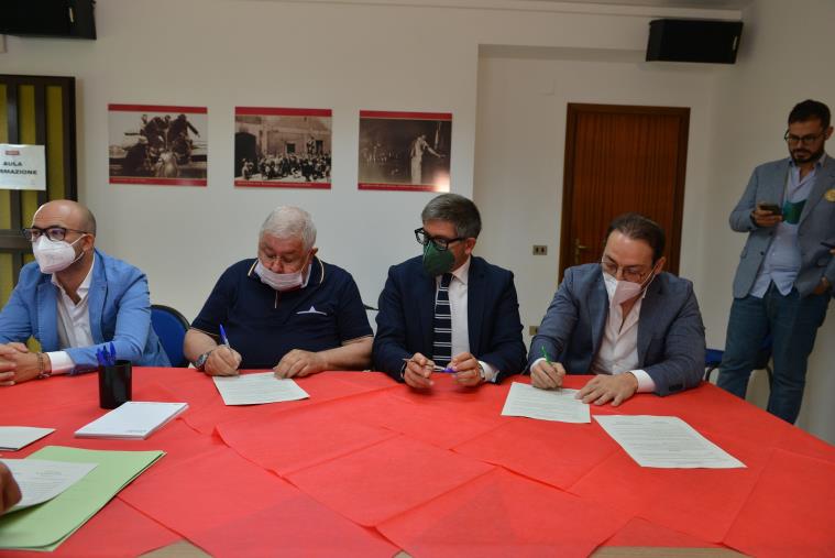 Pizzo. Bonus asili in 'Callipo', la Fai Cisl: “Sia da esempio per altre imprese” images Pizzo. Bonus asili in 'Callipo', la Fai Cisl: “Sia da esempio per altre imprese”