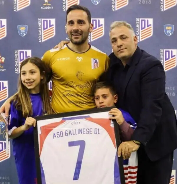 images Si ritira l'eterno Massimo Stuppino, "re dei bomber" del Futsal calabrese