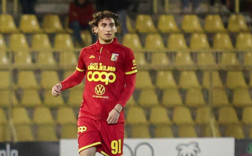 images Us Catanzaro, il giovane difensore Megna in prestito alla Cavese 