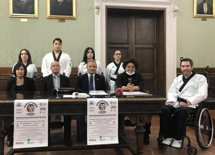 images Catanzaro. La scuola apre allo sport: presentato il progetto della Taekwondo Guerra in collaborazione con il Convitto “Galluppi” 