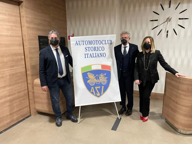 Vono (FI) incontra a Lamezia i vertici dell’Automotoclub Storico: "Opportunità di crescita in Calabria"
images Vono (FI) incontra a Lamezia i vertici dell’Automotoclub Storico: "Opportunità di crescita in Calabria"