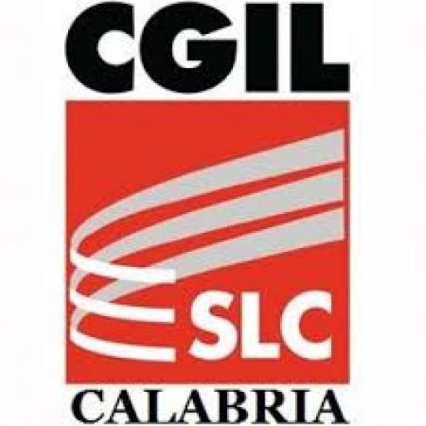 images Catanzaro. Vertenza Komunika, a rischio 16 posti di lavoro: Slc Cgil annuncia lo sciopero per il 4 novembre
