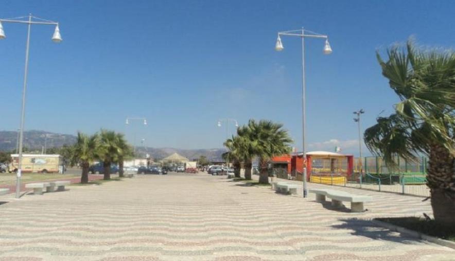 images Coronavirus. Niente passeggiate sul lungomare di Soverato, Davoli e Montepaone. I sindaci firmano l'ordinanza  