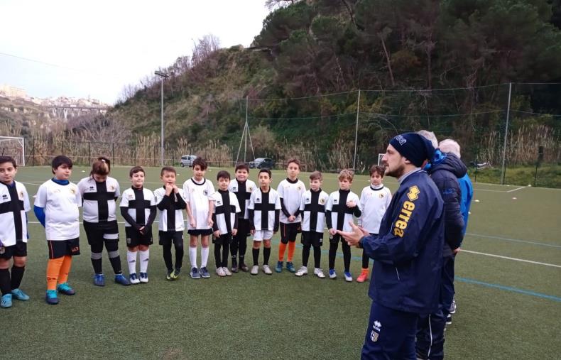 images Divertimento e passione nel corso dello stage con il Parma per i piccoli dell'As Pantere nere